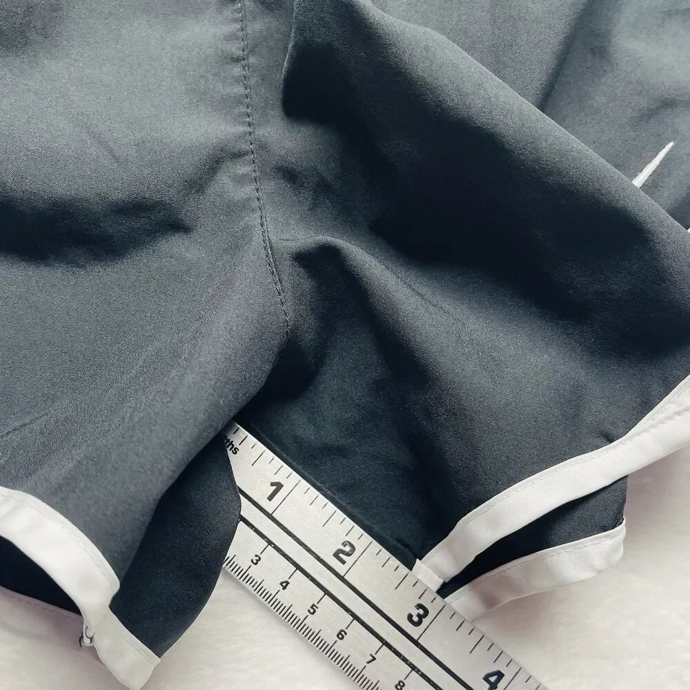 Nike Dri Fit Tempo Running Shorts Women’s Lined Black White 716453-010 XS